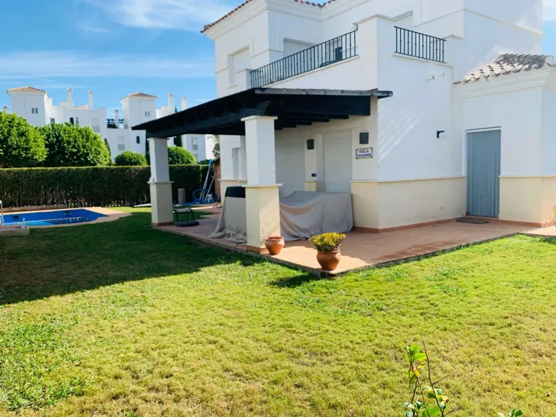 Chalet in vendita a Roldán (Torre‑Pache­co