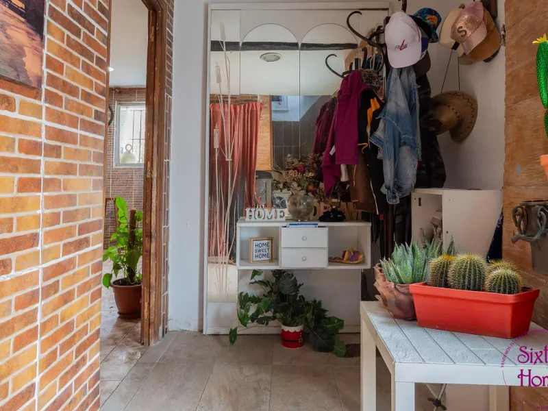 Casa de dos plantas en la Joyosa