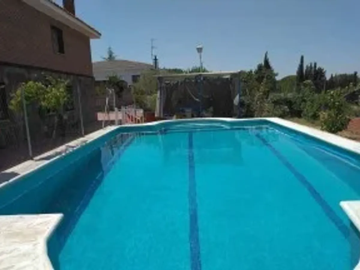 Chalet/casa independiente en Urbanización / El Viso de San Juan (Toledo)