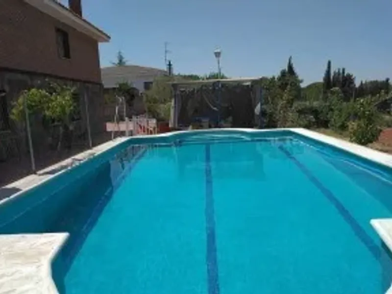 Chalet/casa independiente en Urbanización / El Viso de San Juan (Toledo)