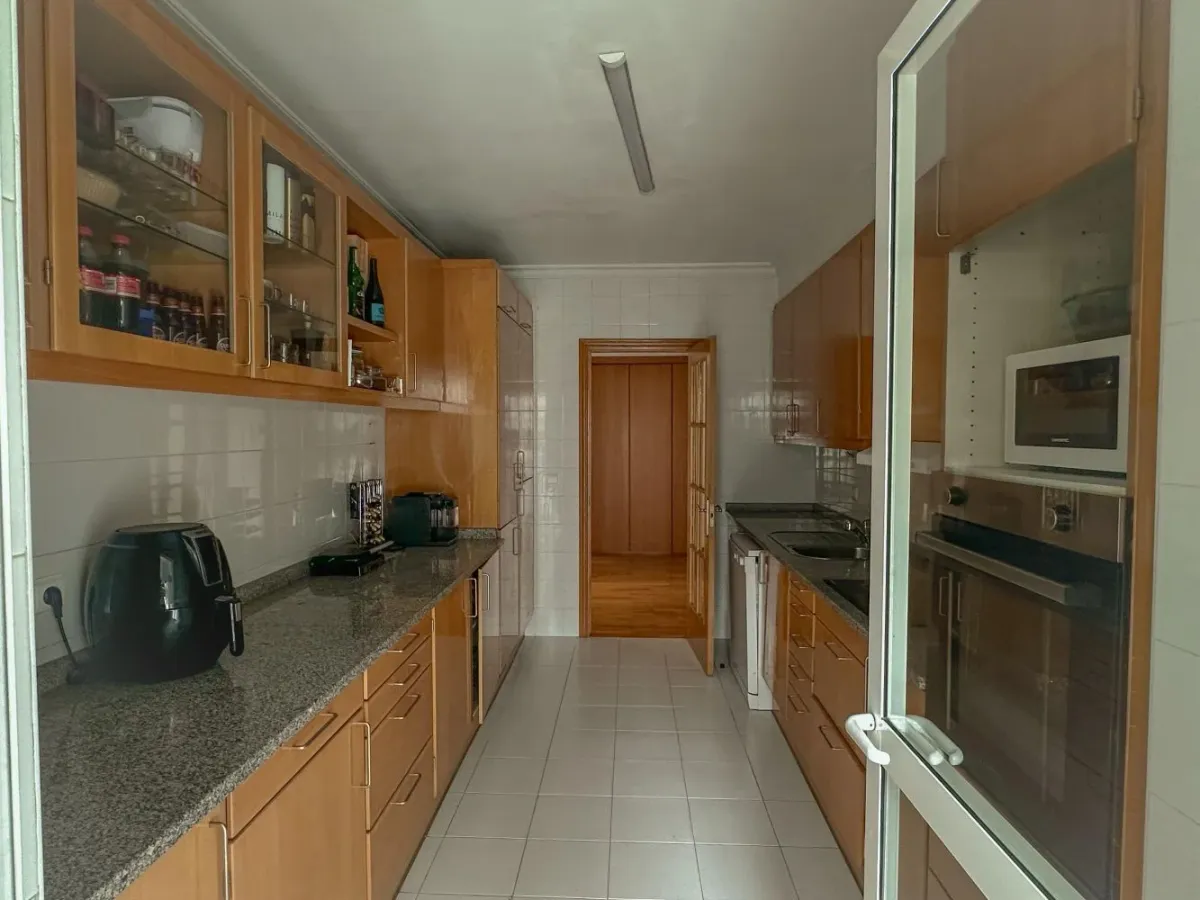 Excelente apartamento T3+1 e Lordelo do Ouro