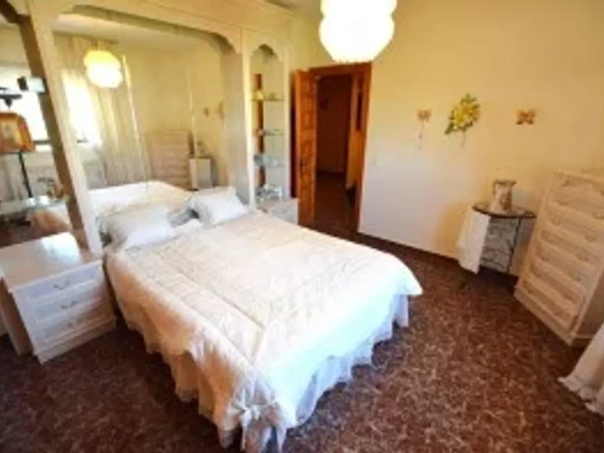 Chalet/casa independiente en Urbanización / El Viso de San Juan (Toledo)