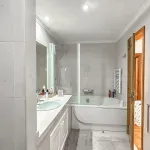 Excelente apartamento T3+1 e Lordelo do Ouro 14