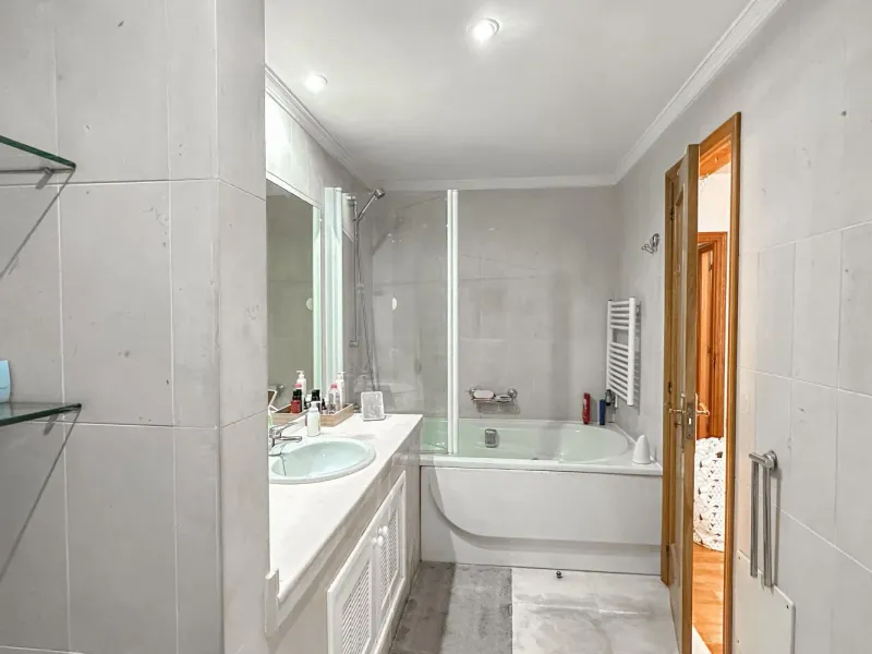 Excelente apartamento T3+1 e Lordelo do Ouro