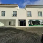 Arrendamento espaço comercial no Cabo Praia- Praia da Vitória 2