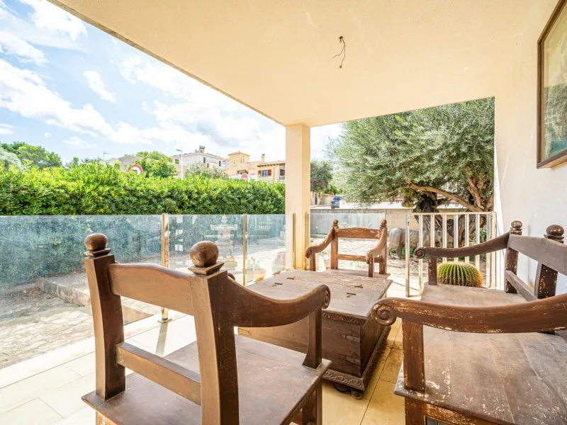 Chalet independiente de 4 plantas con ascensor y vistas al mar en Son Serra de Marina