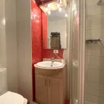 Vivienda exterior con 3 dormitorios, garaje y trastero junto a Esteban Sáez Alvarado y Carretera Poza 14