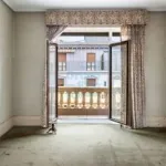 Descubre una propiedad exclusiva situada en la mejor zona del barrio de Gros en Donostia-San Sebastián. 19