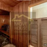 Moradia isolada tradicional junto ao mar e praia 5