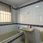 Cerca universidad 12