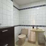 Cerca universidad 18