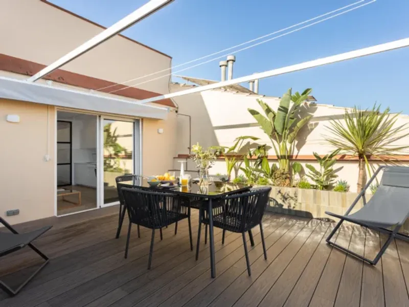 Espectacular ático con vistas a Sagrada Familia