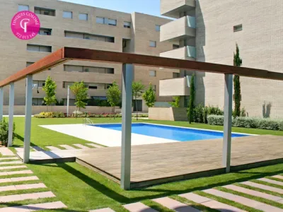 PLANTA BAIXA A CIUTAT JARDÍ GIRONÈS PARC