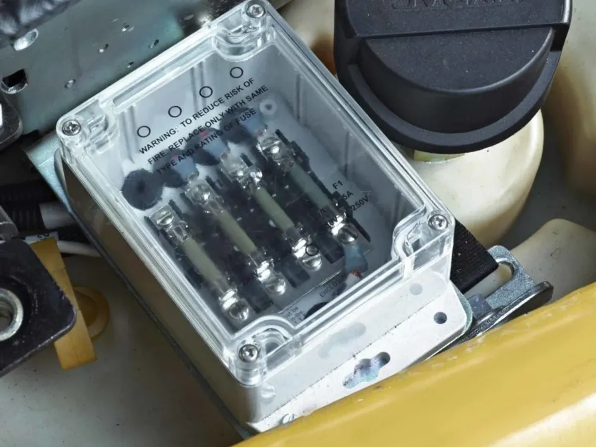 Contrapesada Eléctrica trabajo medio ERP22-35VL