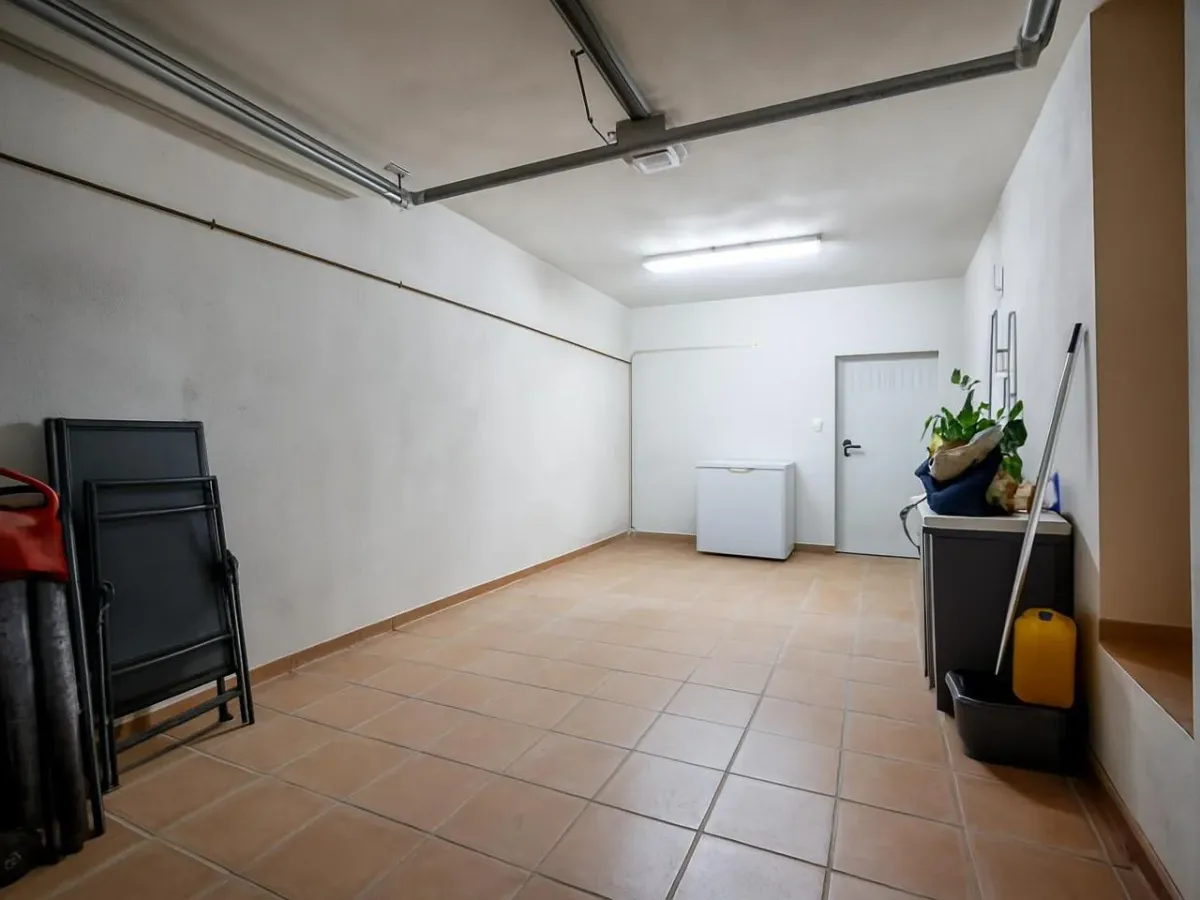 Chalet en UNA PLANTA con PISCINA en San Pedro del Arroyo