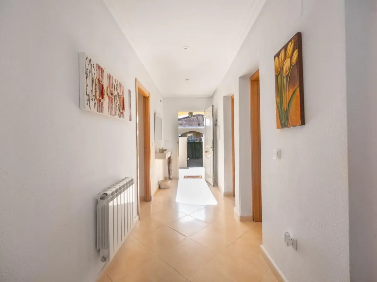 Chalet en UNA PLANTA con PISCINA en San Pedro del Arroyo