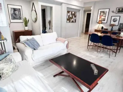 PISO EN LA ZONA BERNABÉU-HISPANIDAD, CHAMARTÍN