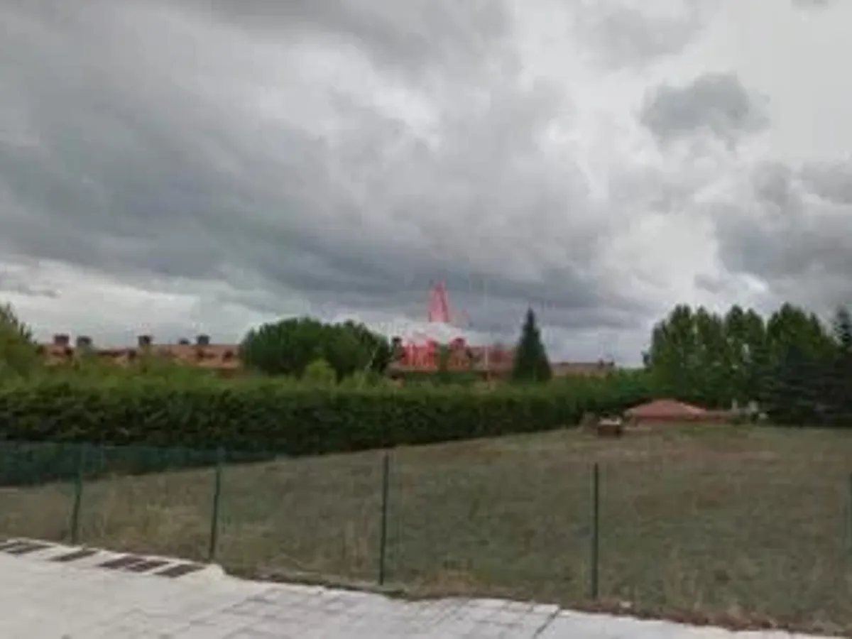 Parcela de 1200 m2 en Sariegos