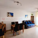 Venta de Espectacular Piso Bajo en Playa Islas Menores con Amplio Porche y Piscina Comunitaria 5