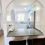 Venta de Espectacular Piso Bajo en Playa Islas Menores con Amplio Porche y Piscina Comunitaria 8