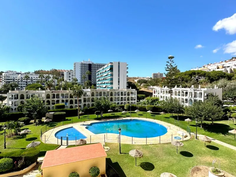 PISO EN VENTA EN CALLE LE CORBUSIER , Benalmádena