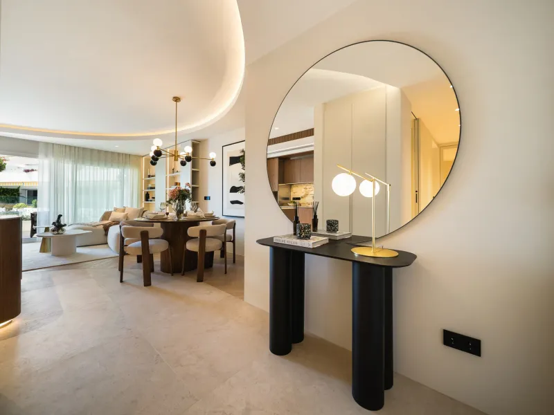 Luxury Move-In-Ready Home with Terrace & Sea Views Near Puente Romano