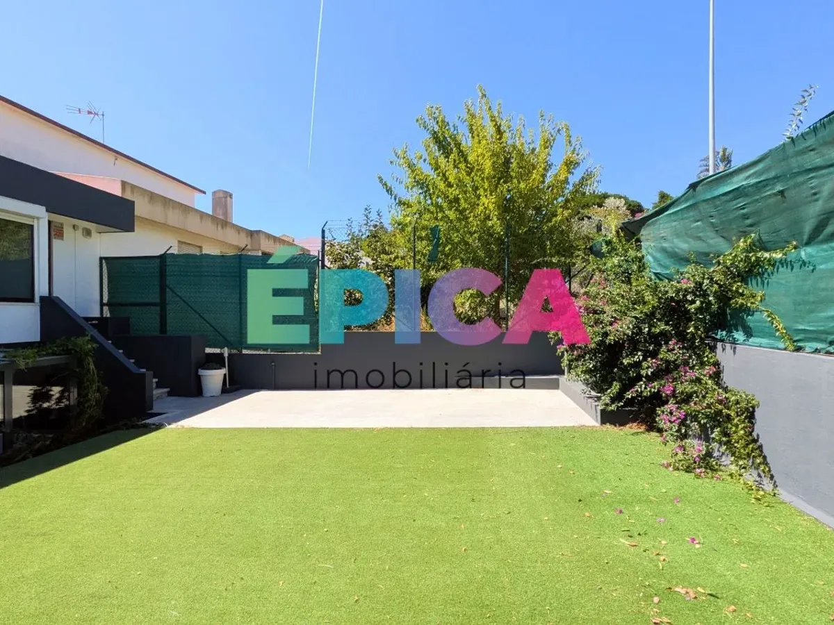 Moradia T6+2 Alfragide