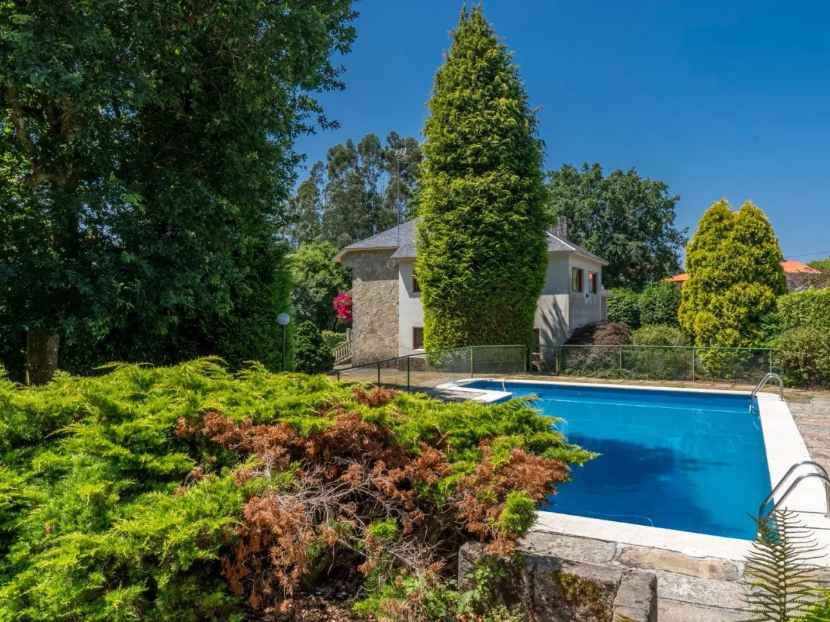 Casa / Chalet en Bergondo, venta