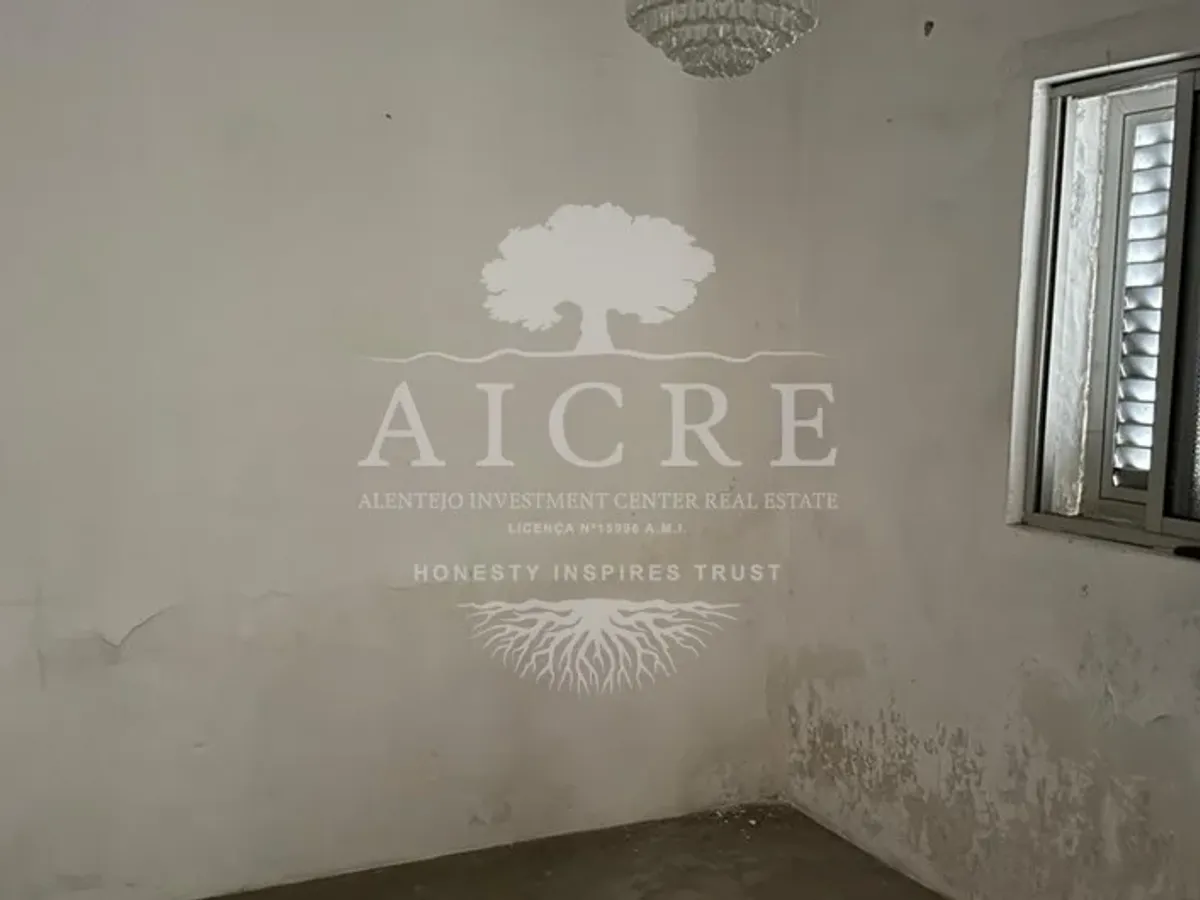 Moradia T3 - , Mora, venda