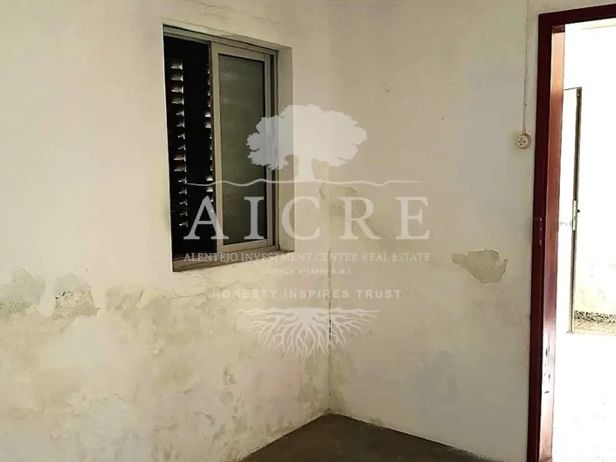 Moradia T3 - , Mora, venda