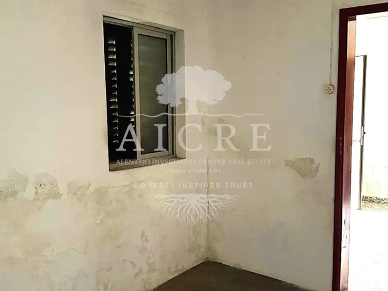 Moradia T3 - , Mora, venda