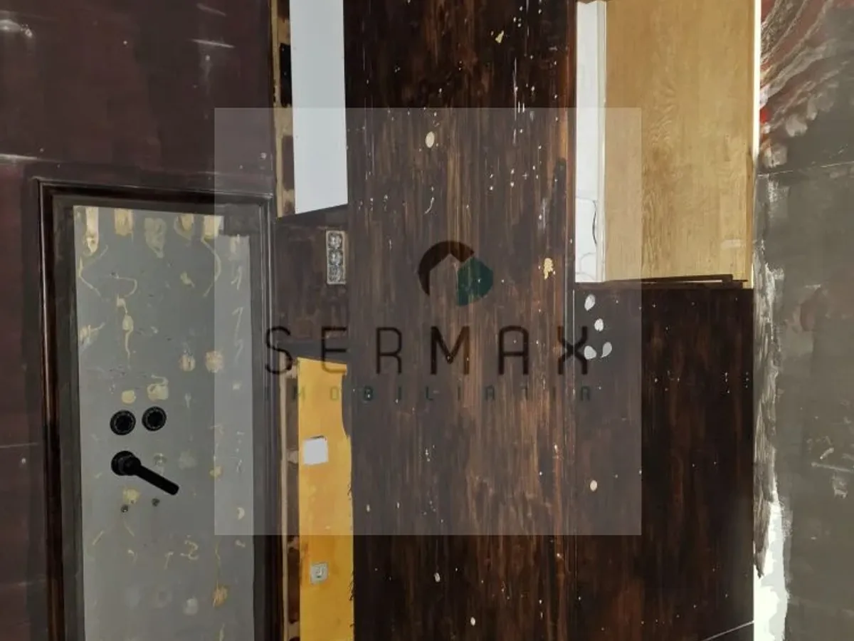 Loja na baixa, junto ao Silo Auto