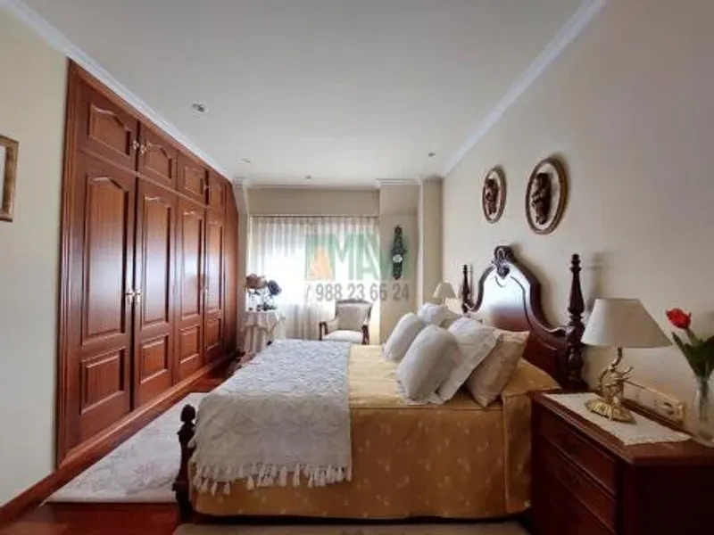 MAGNIFICO CHALET EN LA CIUDAD