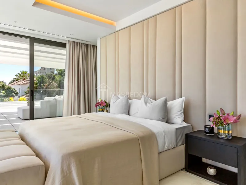 Modern Luxurious Villa in El Paraiso