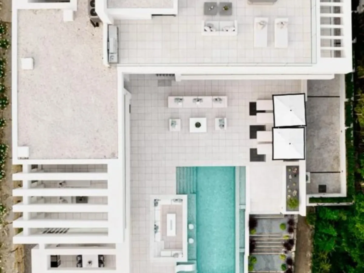 Modern Luxurious Villa in El Paraiso