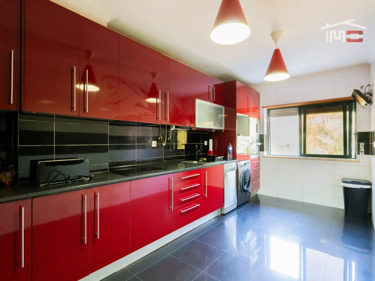 Apartamento T3 Alta de Tercena – Massamá, Sintra