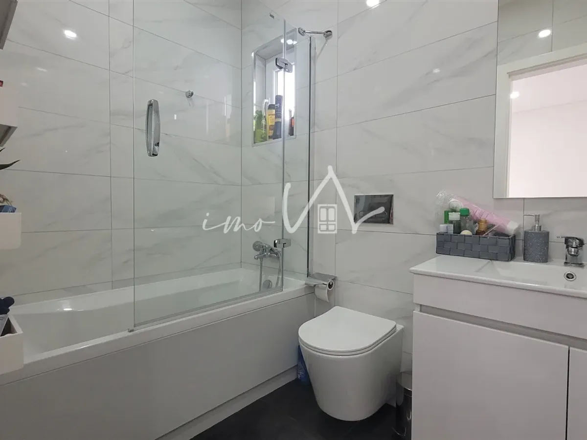 Apartamento T3 junto à praia