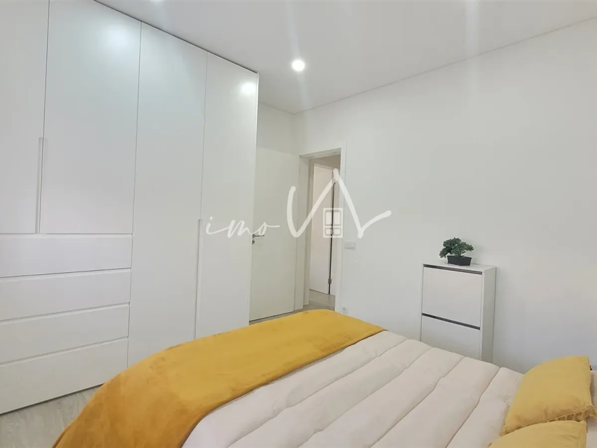 Apartamento T3 junto à praia