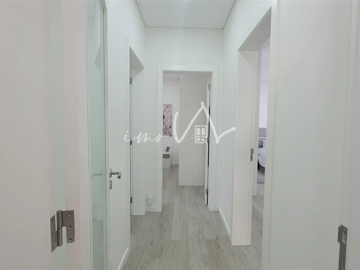 Apartamento T3 junto à praia