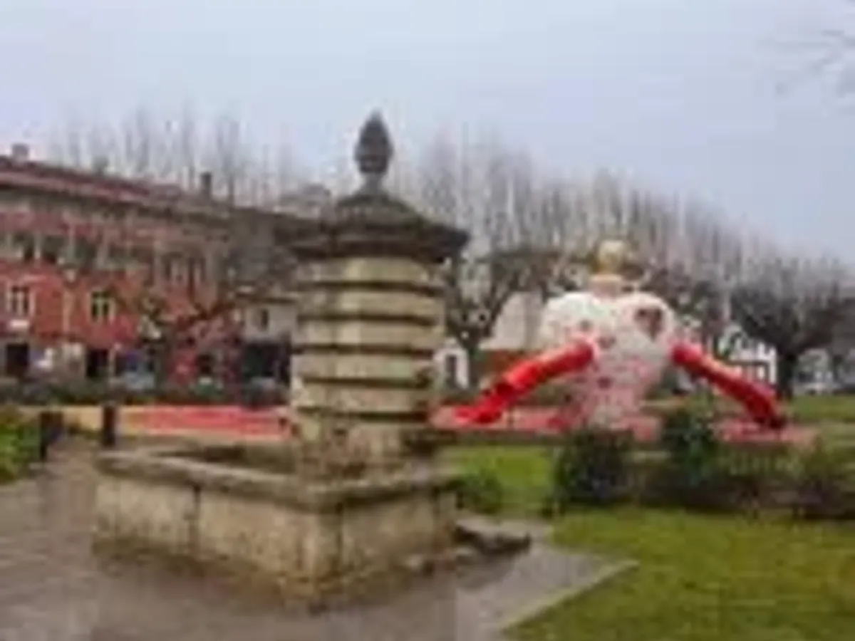 Apartamento T0 todo equipado e mobilado com Elevador