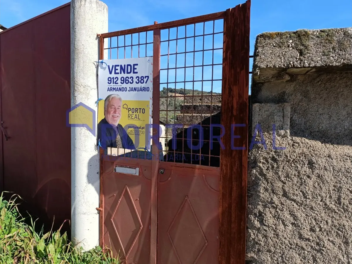 Armazém/arrecadação - Alfandega Fé