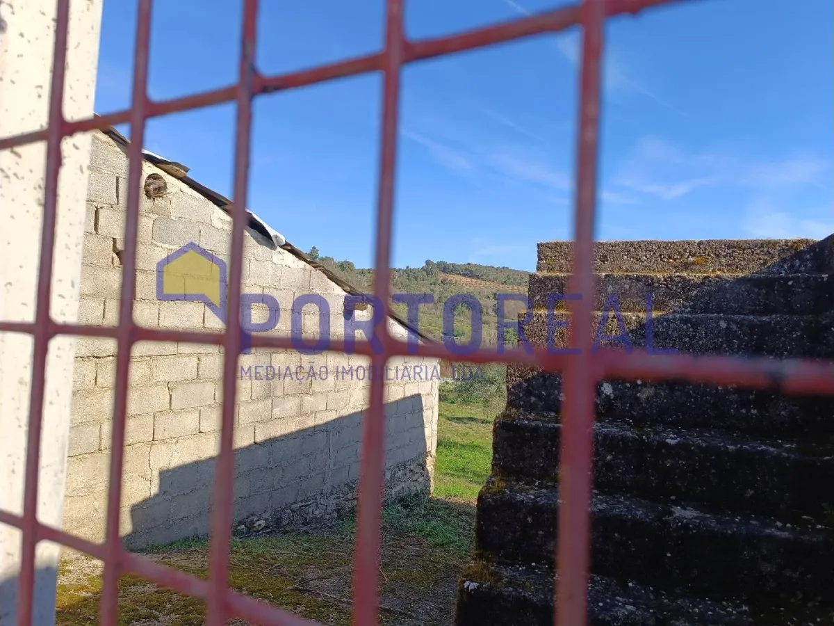 Armazém/arrecadação - Alfandega Fé