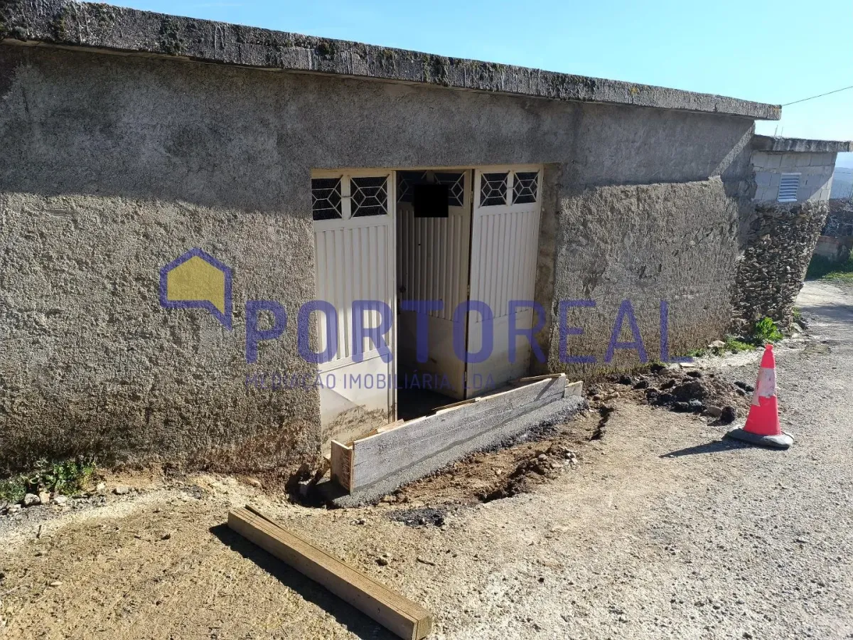 Armazém/arrecadação - Alfandega Fé