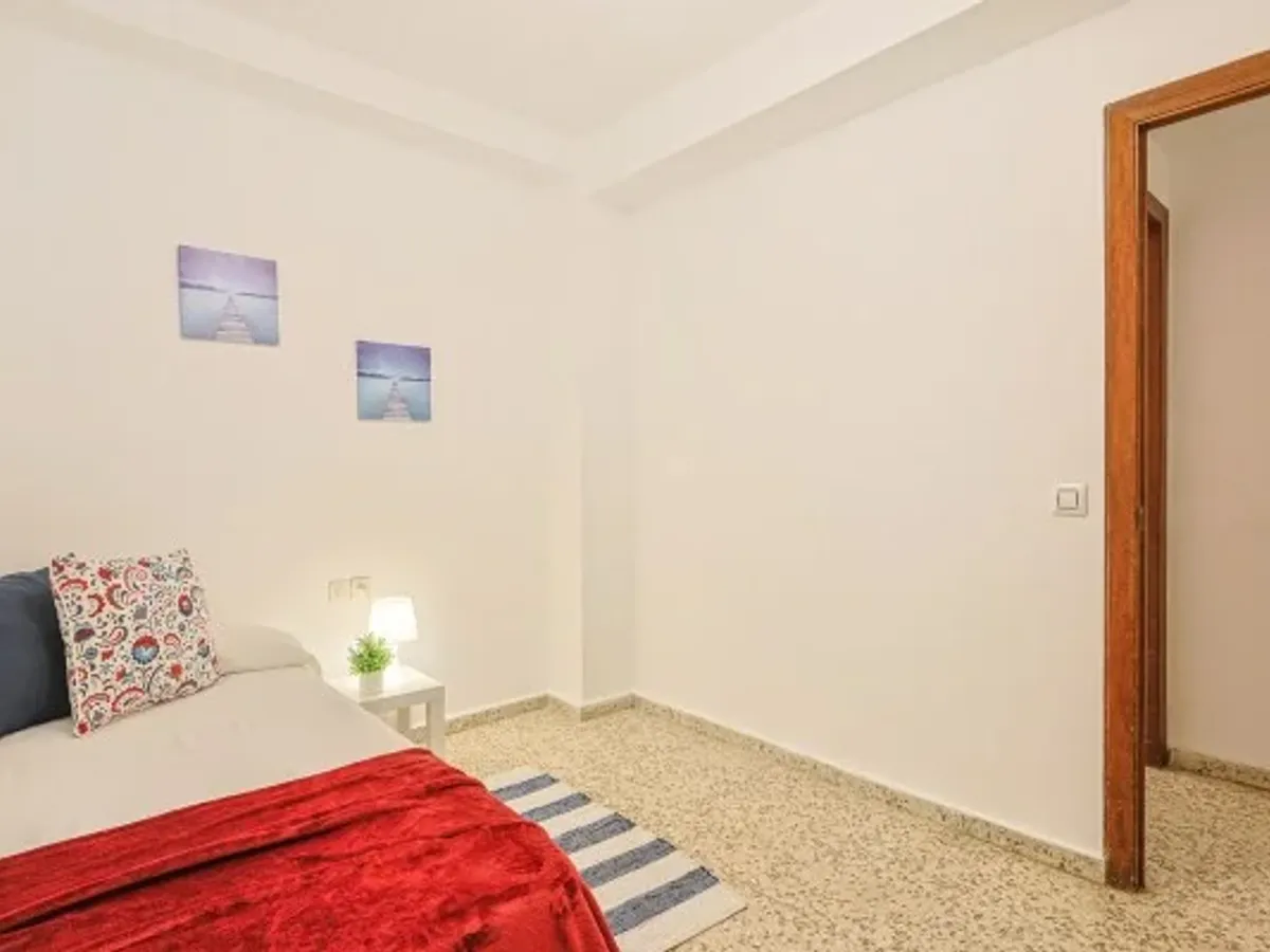 PISO EN VENTA LOS REMEDIOS SEVILLA