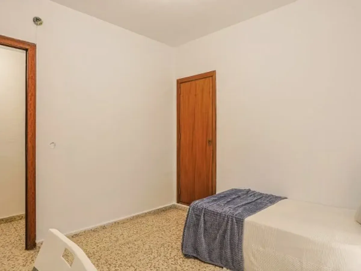 PISO EN VENTA LOS REMEDIOS SEVILLA