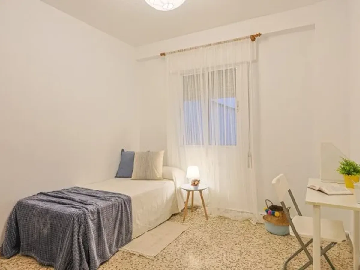 PISO EN VENTA LOS REMEDIOS SEVILLA