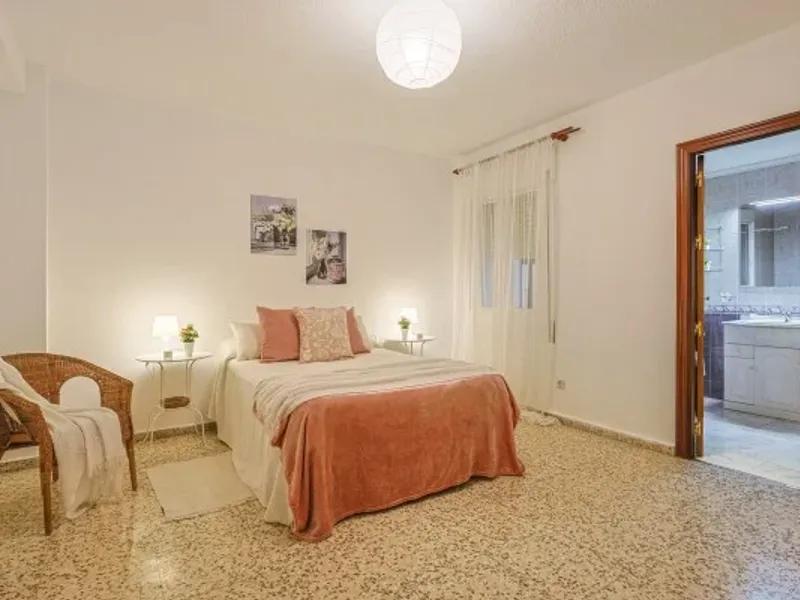 PISO EN VENTA LOS REMEDIOS SEVILLA