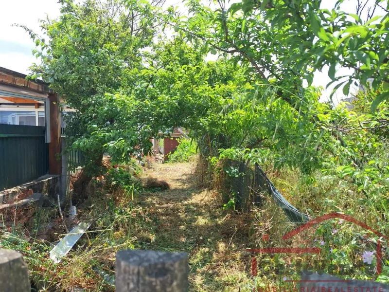 Terreno Urbano com 674.00 m2, com possibilidade de destaque