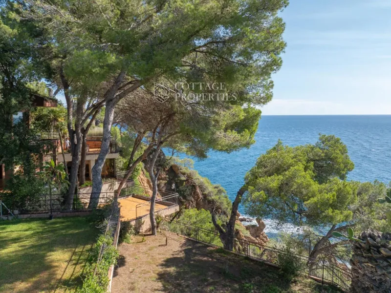 Villa de lujo en venta en Blanes, La Selva, Girona.