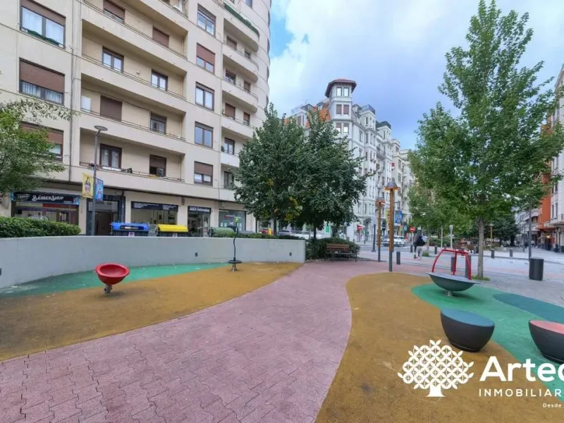 Venta Piso en Bilbao. Zona Indautxu